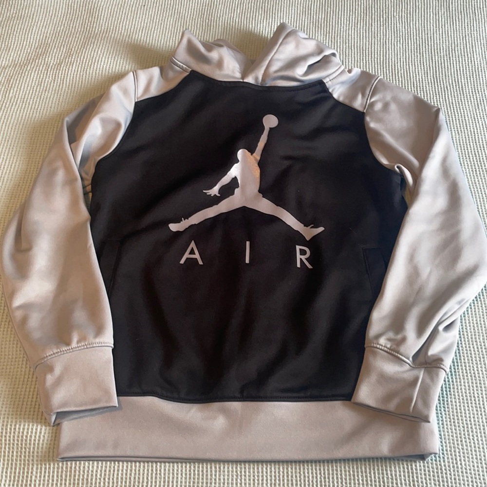 ⭐️⭐️Boys Nike Jordan pullover hooded sweatshirt